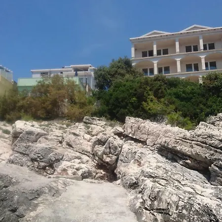 Frane Apartman